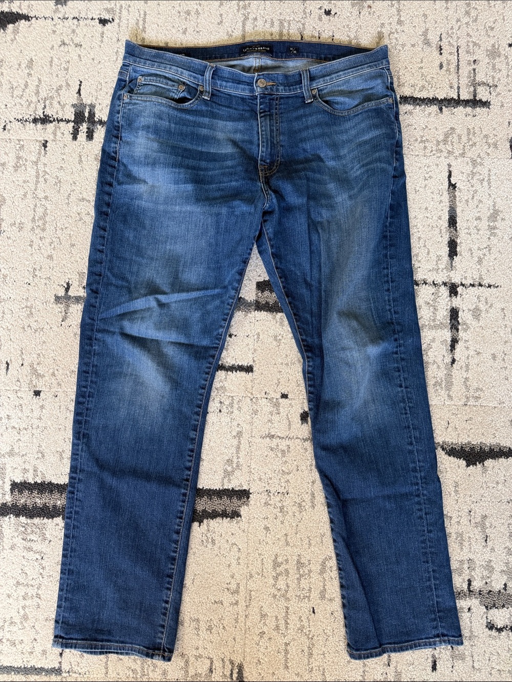Lucky Brand Men's 410 Athletic Slim Medium Blue Wash Jeans, 36x32